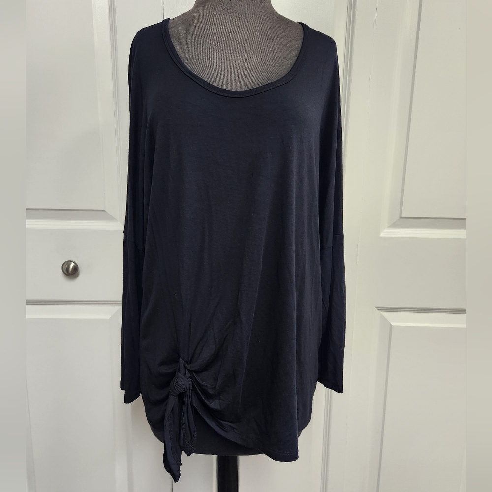 NWOT GNW Woman's XL Long Sleeve Top